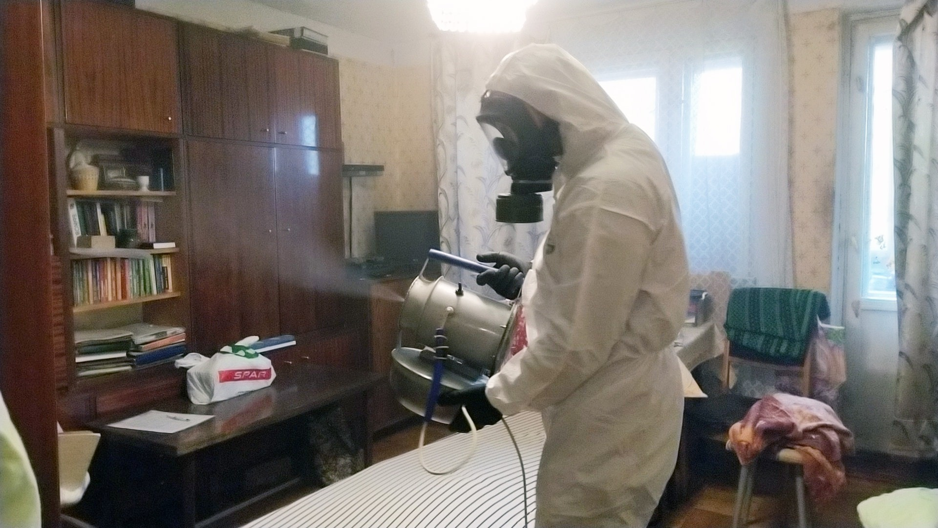 ФОТО Безопасны ли препараты для дезинсекции в Пятигорске? | подробно